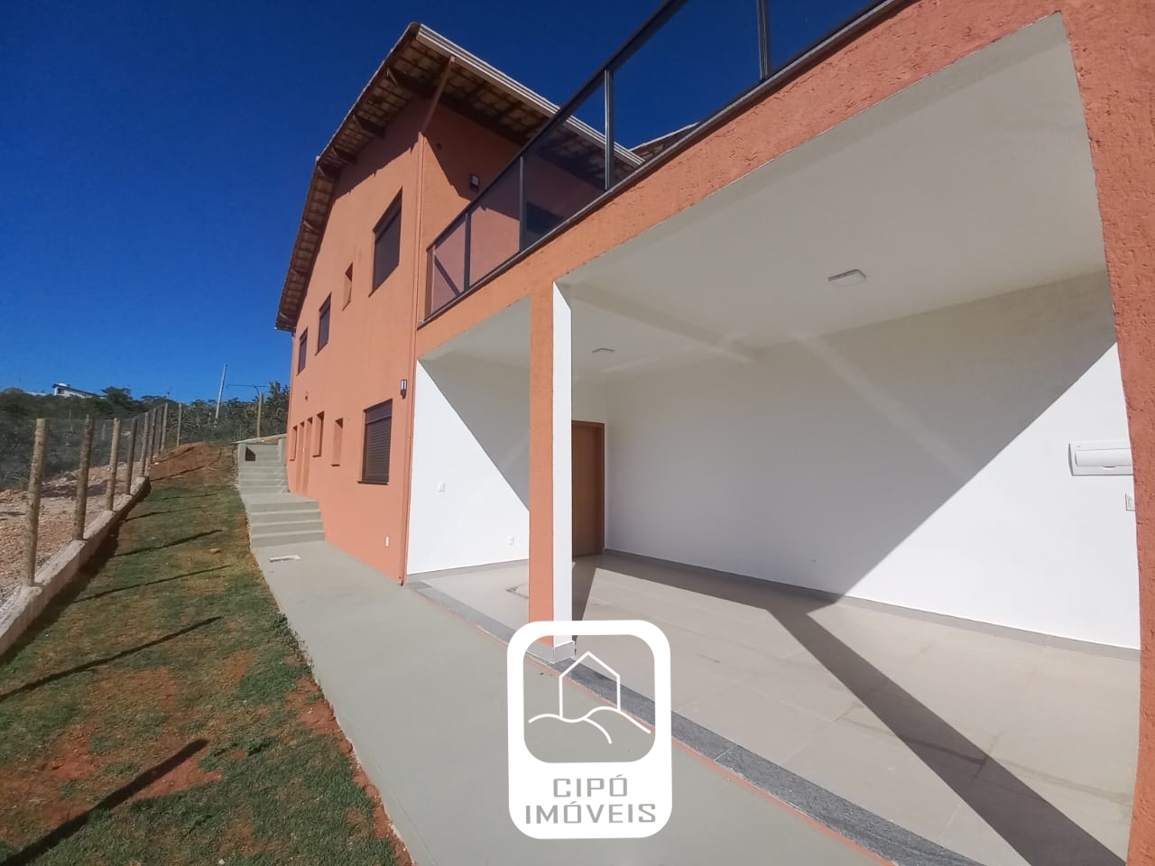 WhatsApp Image 2023-05-18 at 15.02.00 (1).jpeg