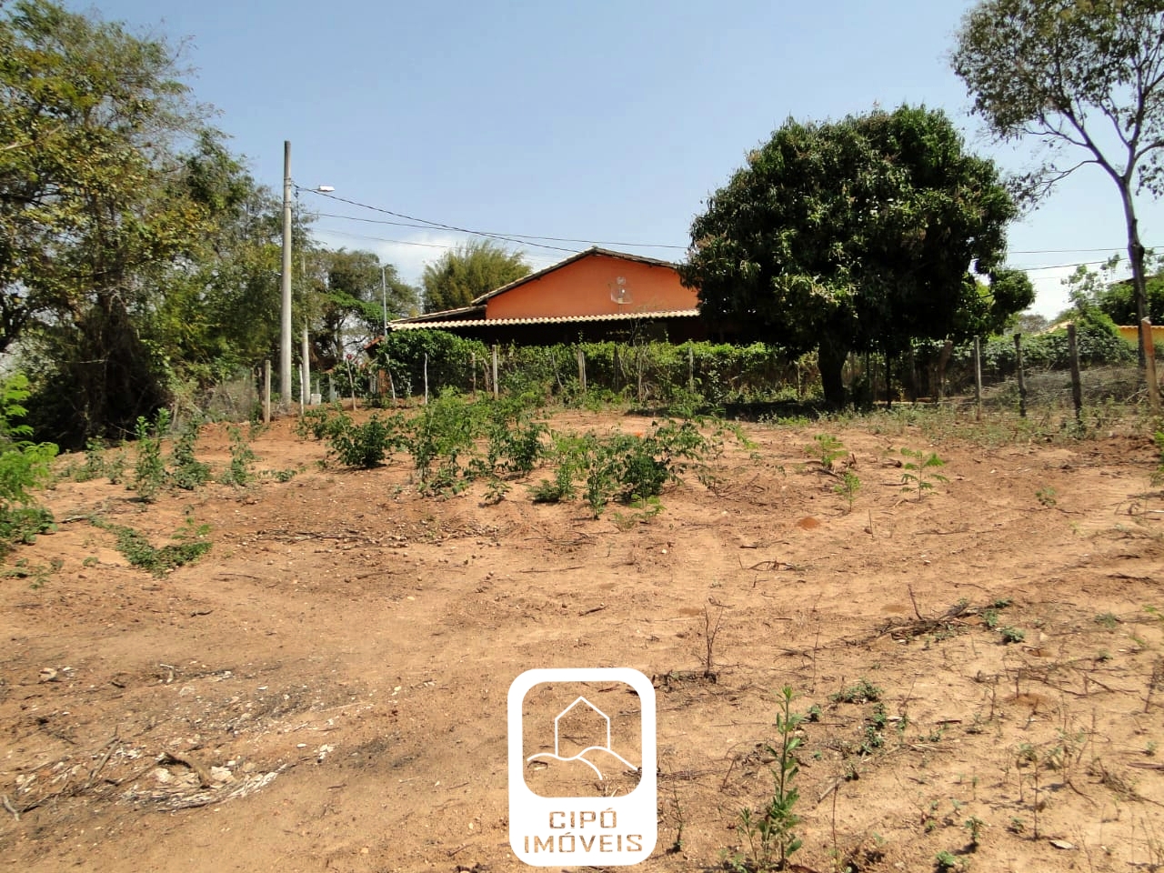 WhatsApp Image 2025-05-18 at 16.37.01 (2).jpeg